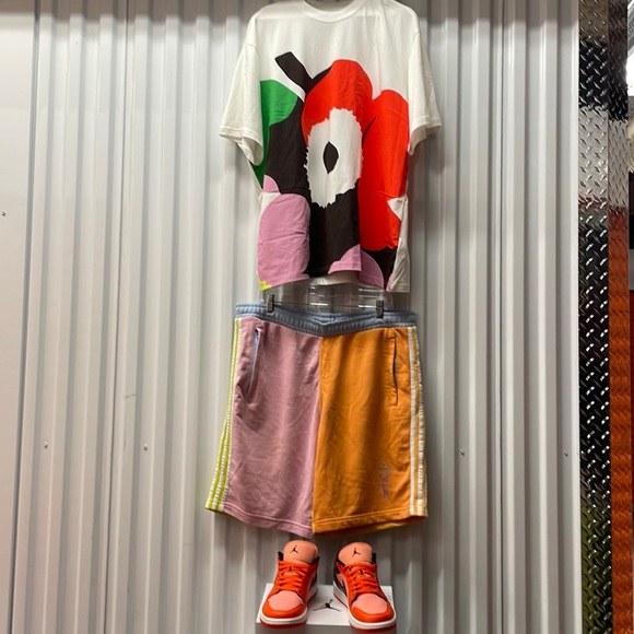 Adidas and nike bundle - Picture 1 of 8